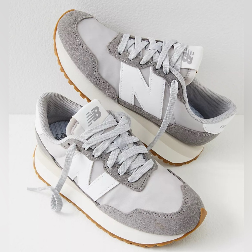 New Balance 237 sneakers